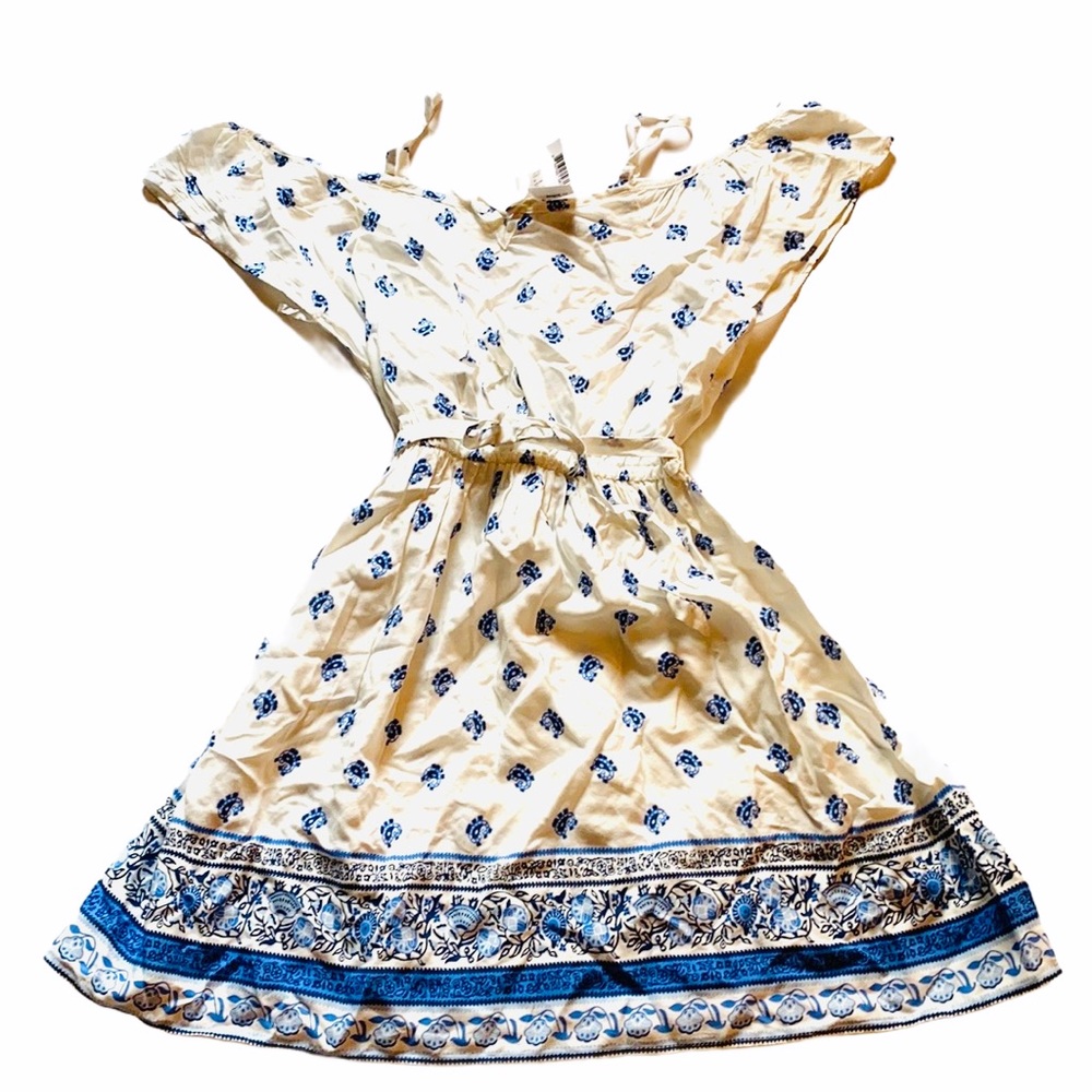 NWT The Children’s PLACE Cold Shoulder Dress Sz M